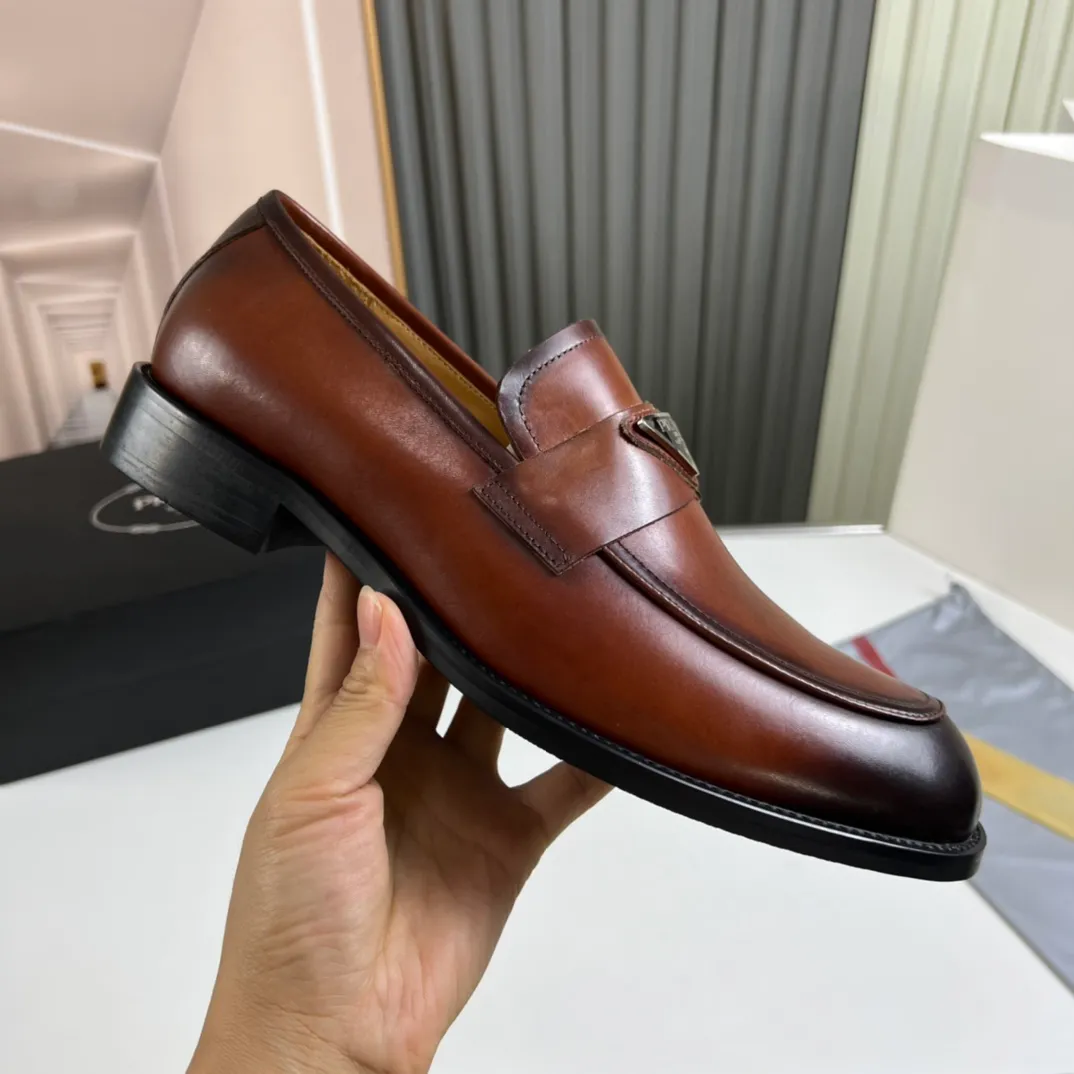 Men's shoes 💰520💰 Prada.PRADA men's business casual leather shoes, 1:1 shipment ⬆️Luxurious and noble 👞All imported original brand leather materials, just to create a more comfortable wearing experience, upper: original cowhide ➕Imported full cow lining, original outsole ✔️36-45 (45 non-returnable)